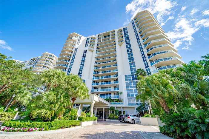 photo 25: 6001 N Ocean Dr Unit 402, Hollywood FL 33019