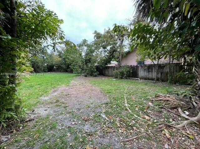 photo 2: 8263 NE 1st Ave, Miami FL 33138