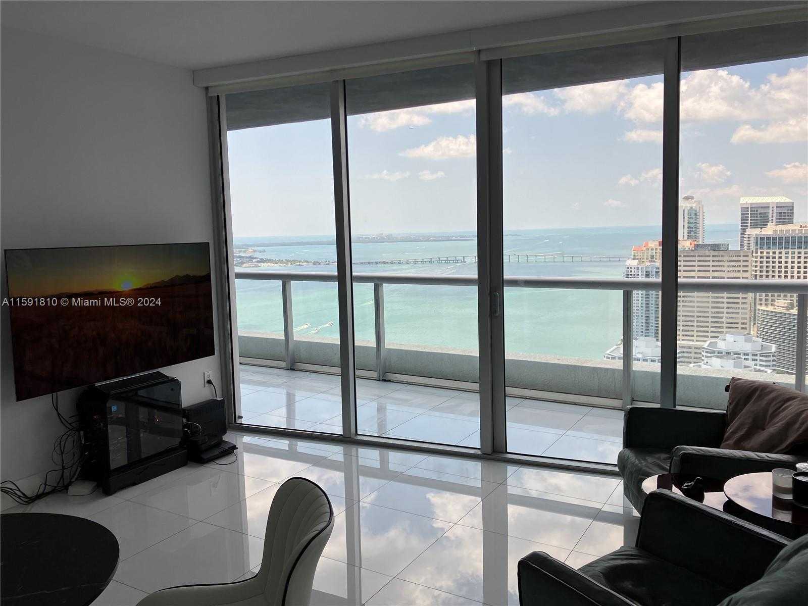 photo 1: 495 Brickell Ave Unit 4205, Miami FL 33131