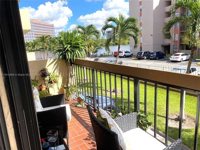 photo 2: 5249 NW 7th St Unit 117, Miami FL 33126