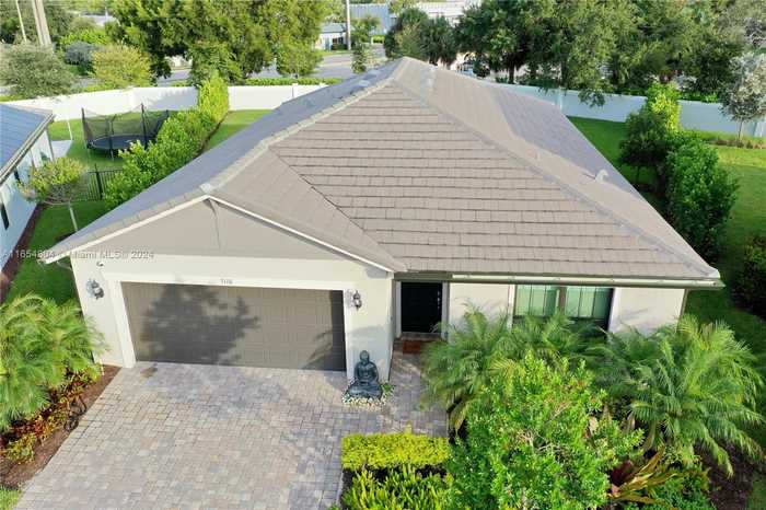 photo 39: 3110 Poinciana St, Lauderdale Lakes FL 33311