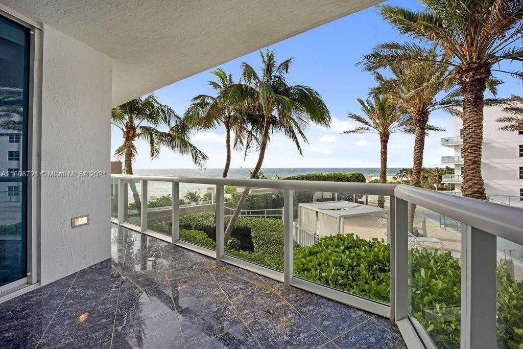 photo 2: 3801 Collins Ave Unit 505, Miami Beach FL 33140