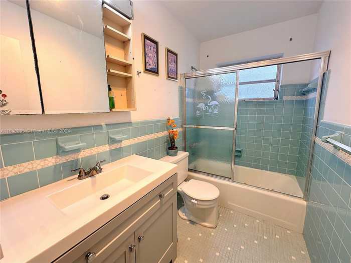 photo 11: 16790 NE 14th Ave Unit 312, Miami FL 33162