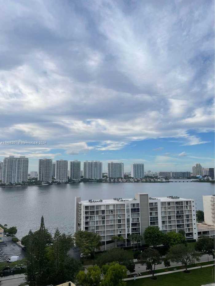 photo 1: 231 174th St Unit 1703, Sunny Isles Beach FL 33160