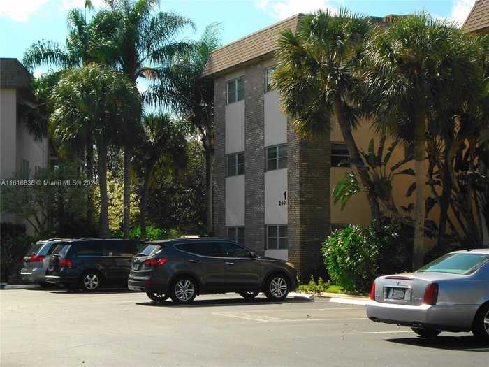 photo 1: 2431 SW 82nd Ave Unit 105, Davie FL 33324