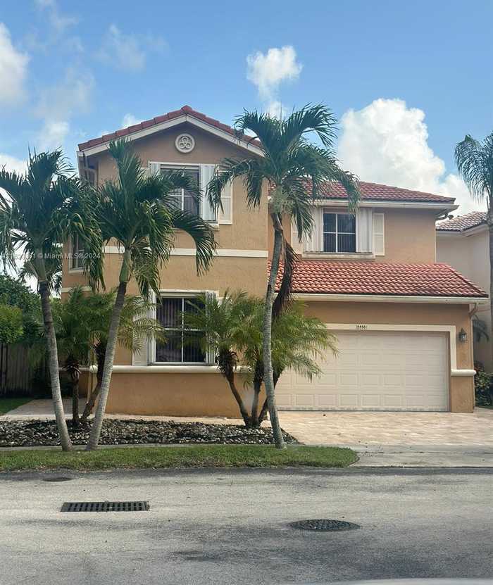 photo 1: 15558 SW 112th Dr, Miami FL 33196