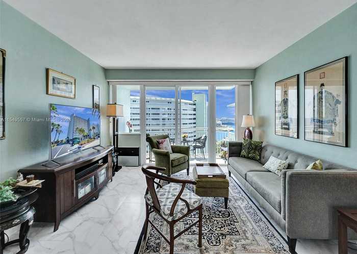 photo 2: 1920 S Ocean Dr Unit 1604, Fort Lauderdale FL 33316