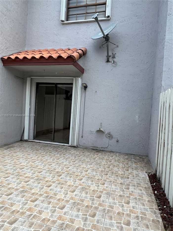 photo 11: 15410 SW 74th Cir Ct Unit 1306, Miami FL 33193