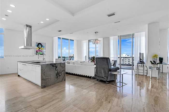 photo 2: 1445 16th St Unit PH-4, Miami Beach FL 33139