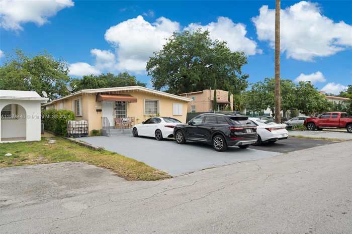 photo 2: 2311 SW 58th Ave, Miami FL 33155