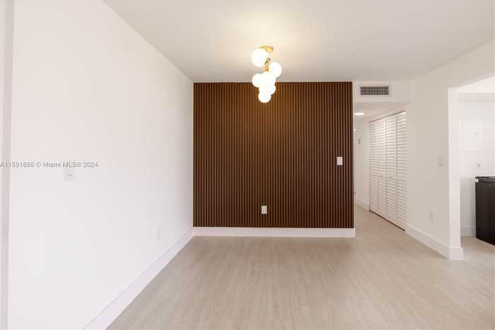 photo 17: 9400 W Flagler St Unit 413, Miami FL 33174