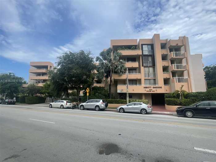 photo 1: 8101 Byron Ave Unit 412, Miami Beach FL 33141