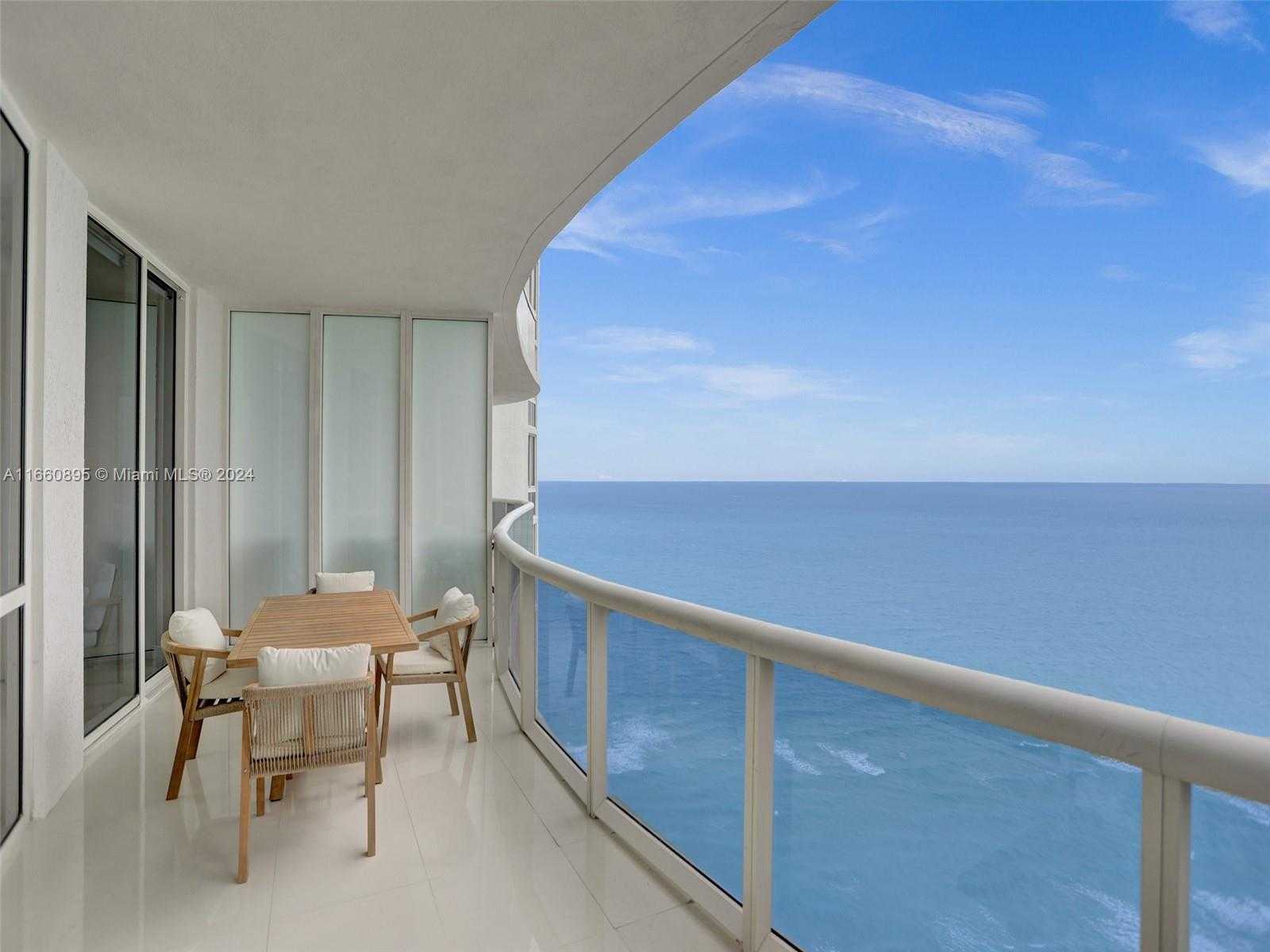 photo 1: 15901 Collins Ave Unit 2807, Sunny Isles Beach FL 33160