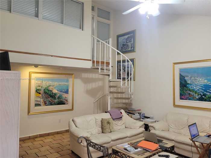 photo 2: 7101 SW 67th Ave Unit 1, South Miami FL 33143