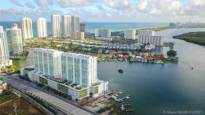 photo 1: 400 Sunny Isles Blvd, Sunny Isles Beach FL 33160