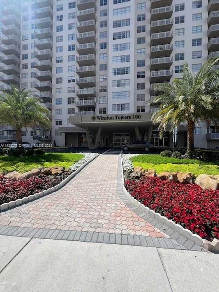 photo 1: 250 174th St Unit 317, Sunny Isles Beach FL 33160