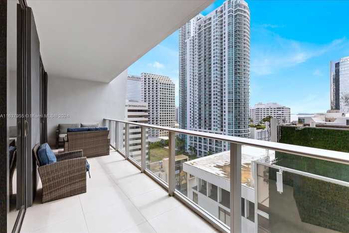 photo 1: 1010 Brickell Ave Unit 1602, Miami FL 33131