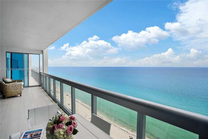 photo 1: 6899 Collins Ave Unit 2307, Miami Beach FL 33141