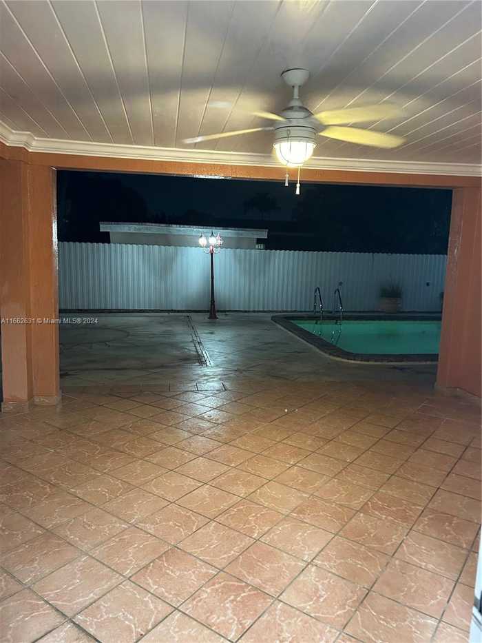 photo 20: 11115 NW 61st Ave, Hialeah FL 33012