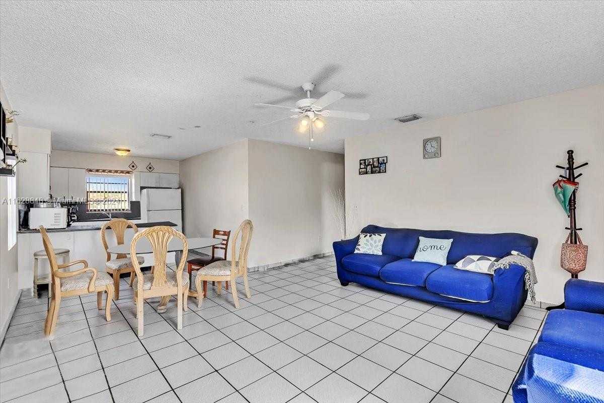 photo 3: 2629 SW 28th Ct, Miami FL 33133