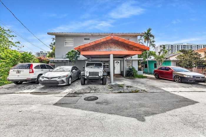 photo 49: 2629 SW 28th Ct, Miami FL 33133