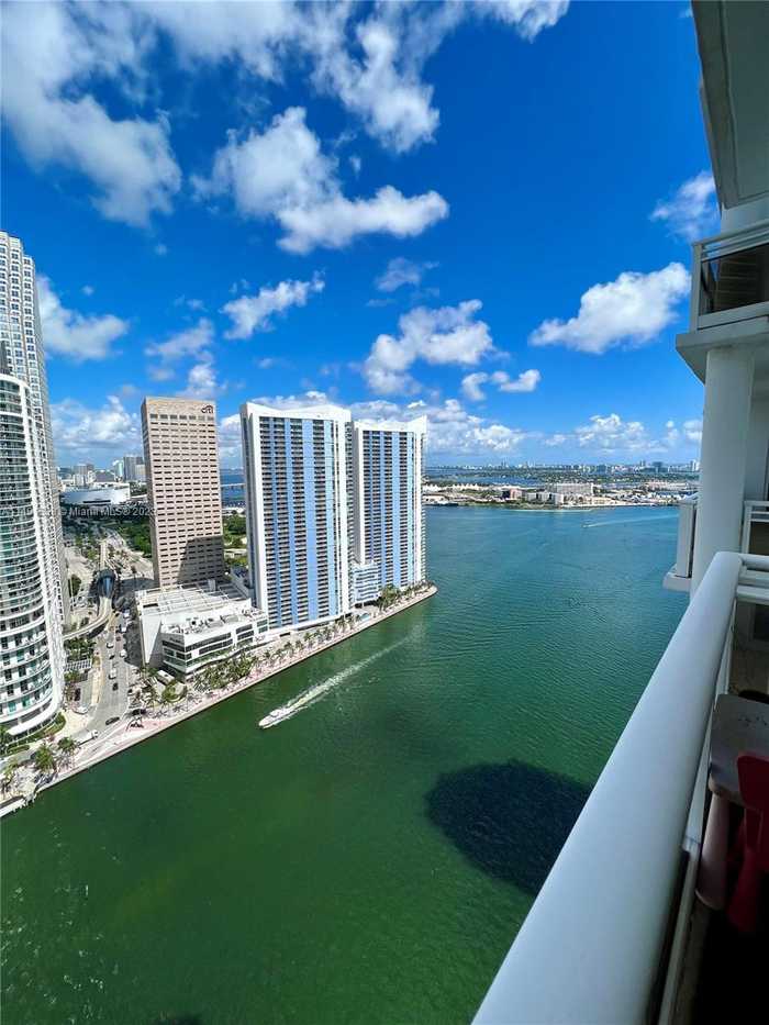 photo 1: 901 Brickell Key Blvd Unit 3505, Miami FL 33131