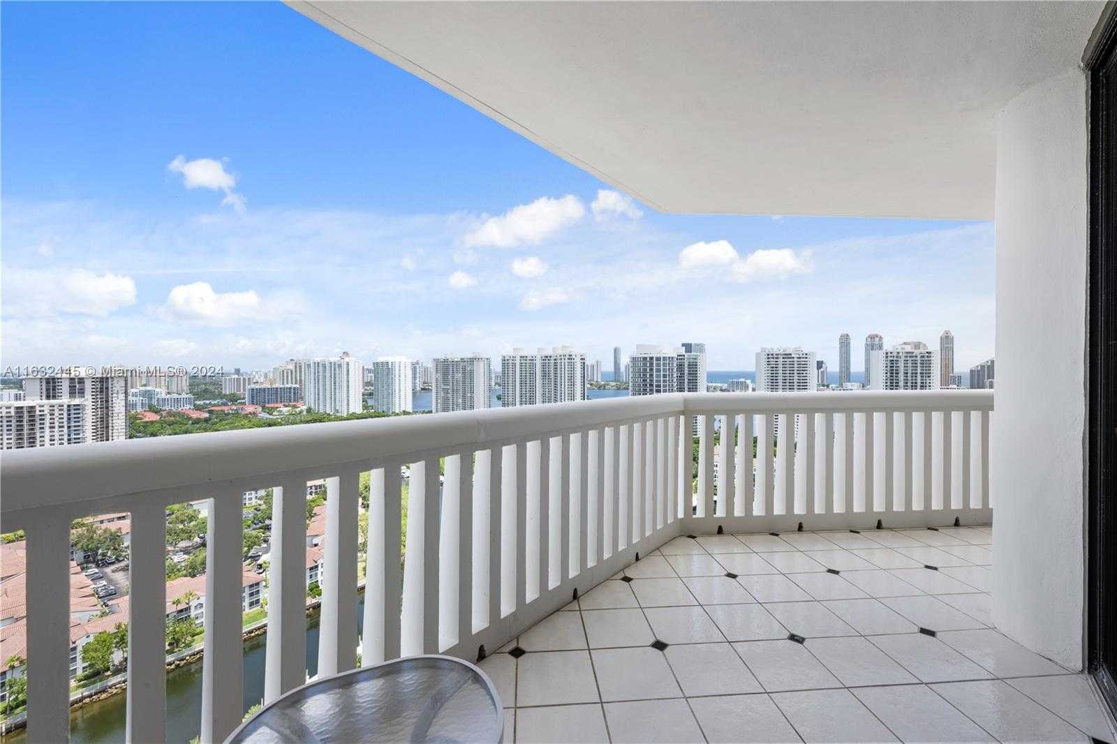 photo 2: Unit 2909, Aventura FL 33160