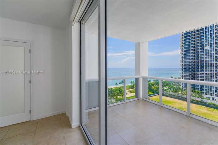 photo 1: 10275 Collins Ave Unit 1117, Bal Harbour FL 33154