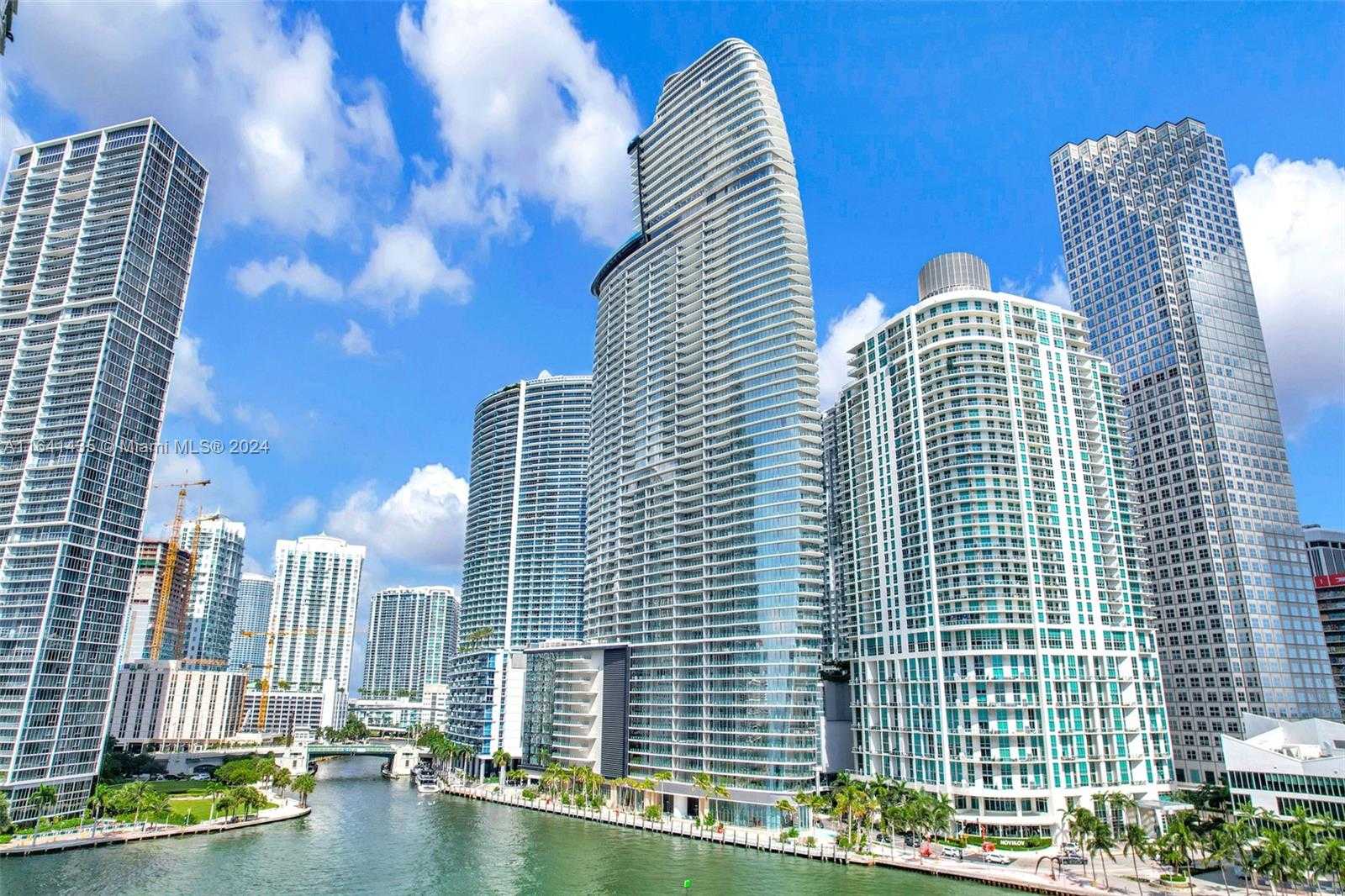 photo 2: 300 Biscayne Blvd Way Unit 1503, Miami FL 33131