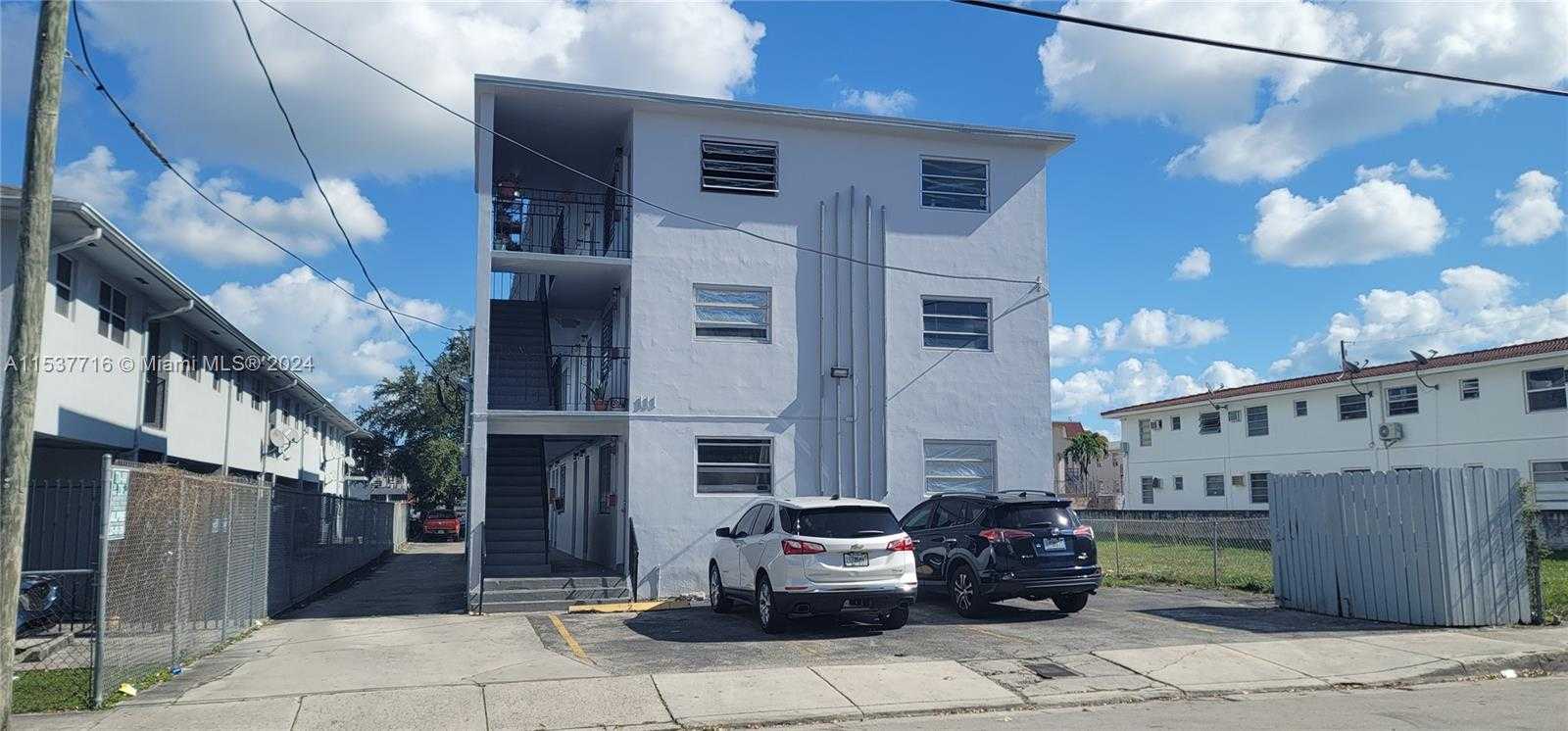 photo 1: 111 SW 18th Ave, Miami FL 33135