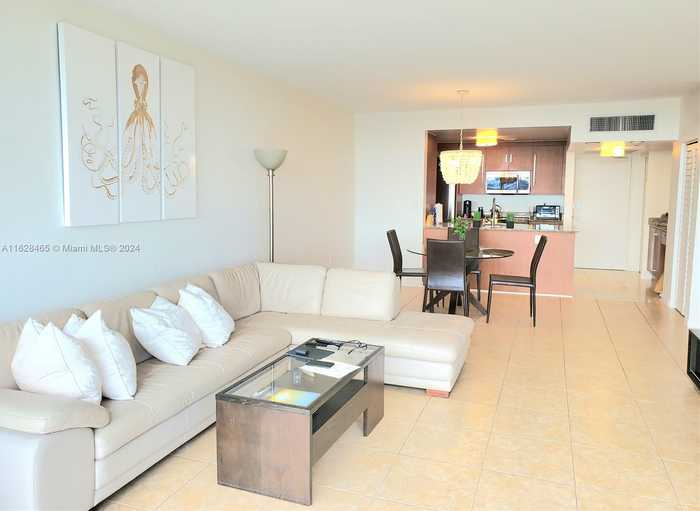 photo 2: 10275 Collins Ave Unit 1029, Bal Harbour FL 33154