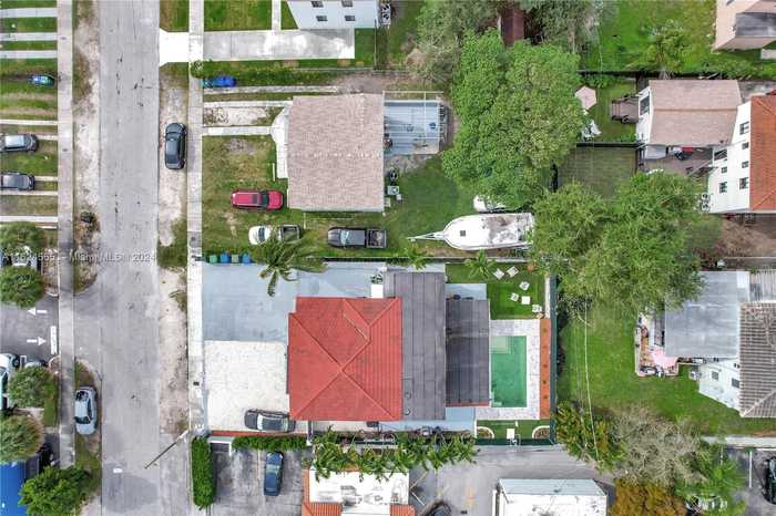 photo 24: 3721 SW 27th Ter, Miami FL 33134