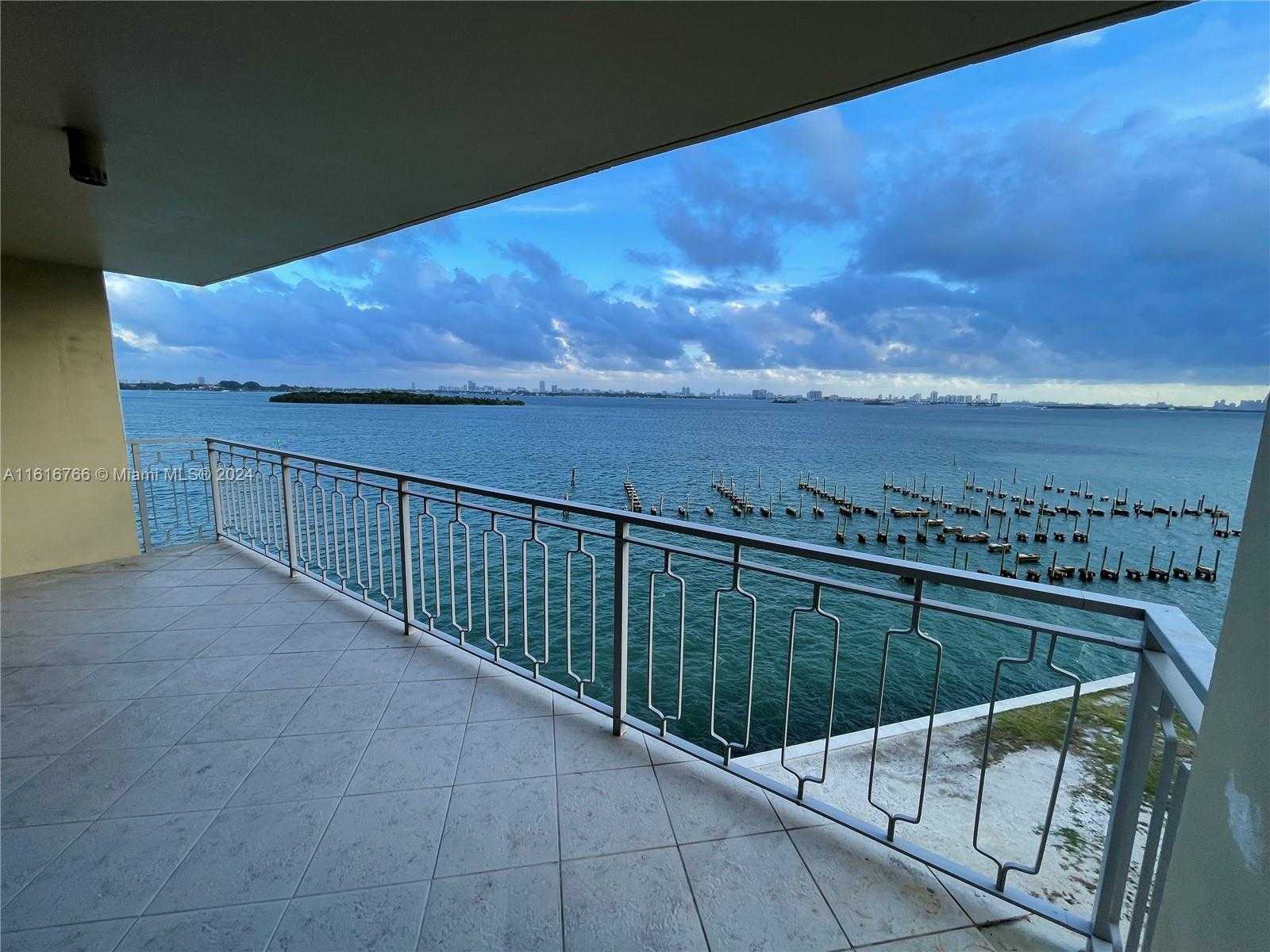 photo 2: 11111 Biscayne Blvd Unit 7C/705, Miami FL 33181