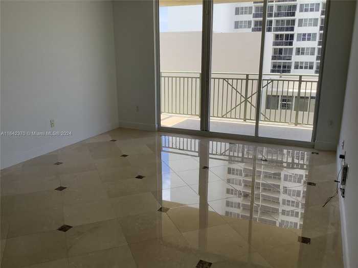 photo 2: 2080 S Ocean Dr Unit 905, Hallandale Beach FL 33009