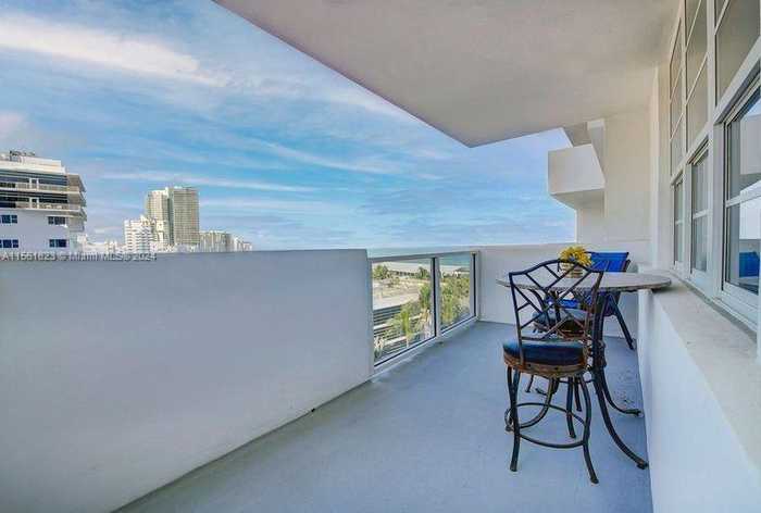 photo 1: 100 Lincoln Rd Unit 841, Miami Beach FL 33139