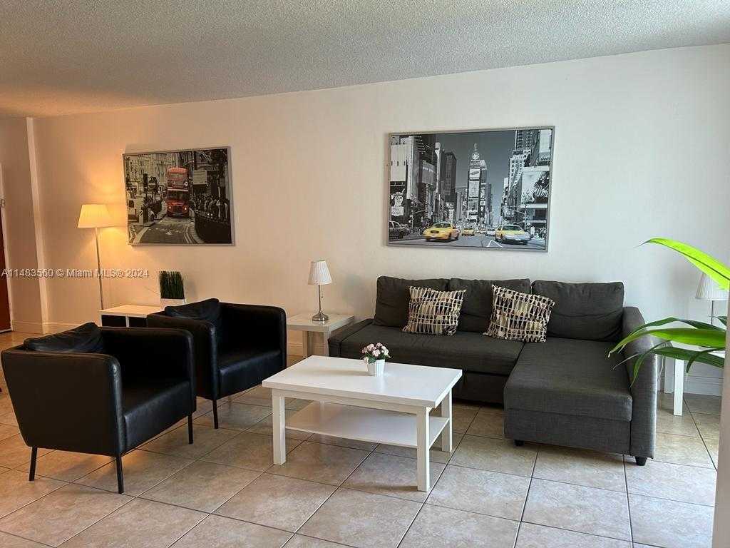 photo 1: 3901 S Ocean Dr Unit 6S, Hollywood FL 33019