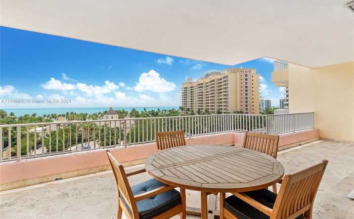 photo 2: 785 Crandon Blvd Unit 705, Key Biscayne FL 33149