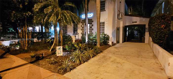 photo 2: 1018 Jefferson Avenue, Miami Beach FL 33139