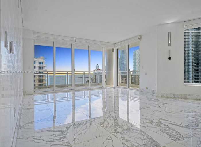 photo 1: 901 Brickell Key Blvd Unit 2904, Miami FL 33131