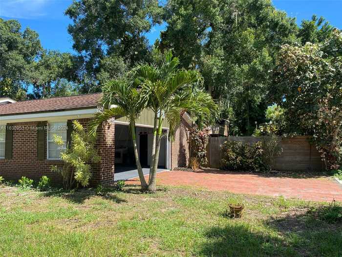 photo 2: 225 COTTAGE AVE, La Belle FL 33935