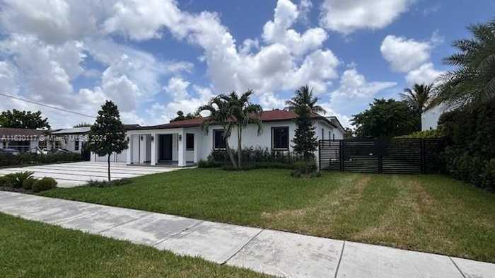 photo 2: 2825 SW 79th Ct, Miami FL 33155