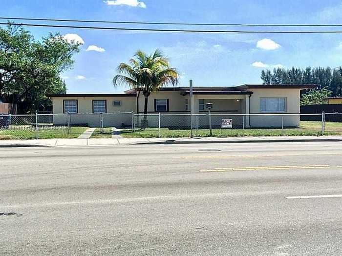 photo 1: 11015 NW 17th Ave, Miami FL 33167