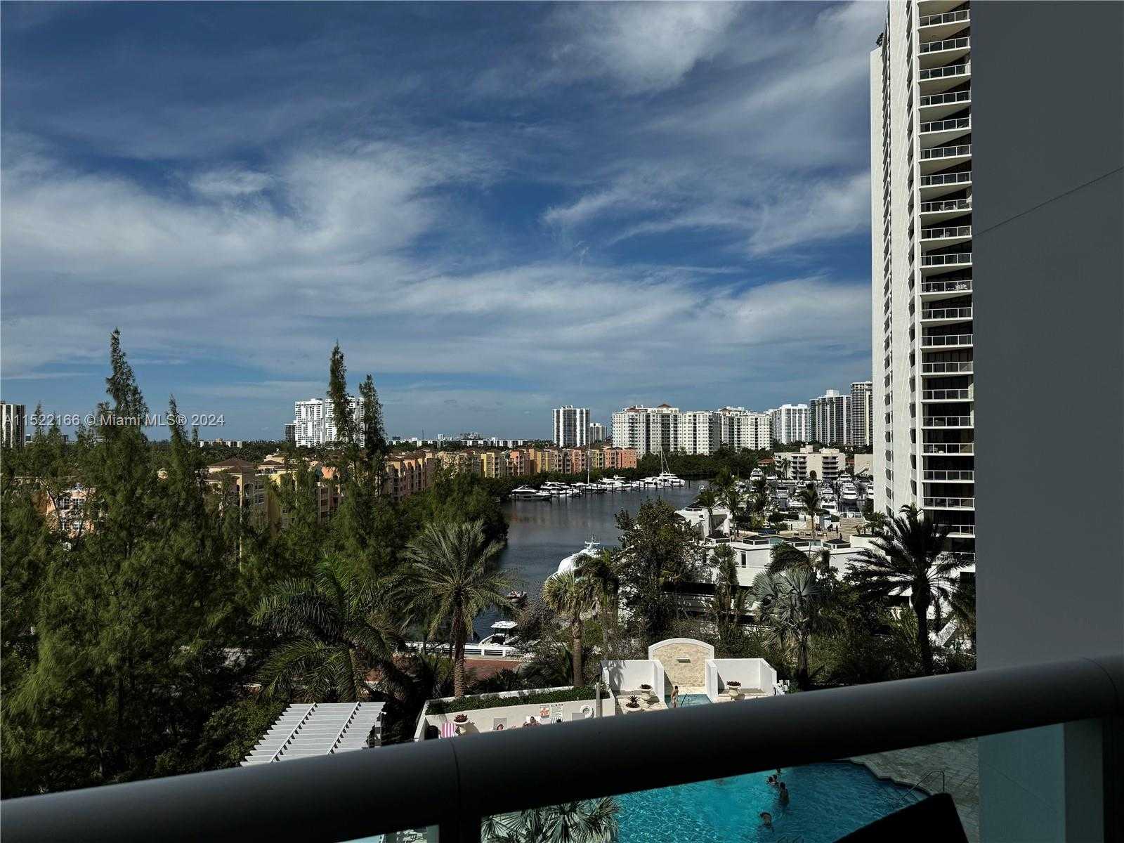 photo 1: 19400 Turnberry Way Unit 612, Aventura FL 33180