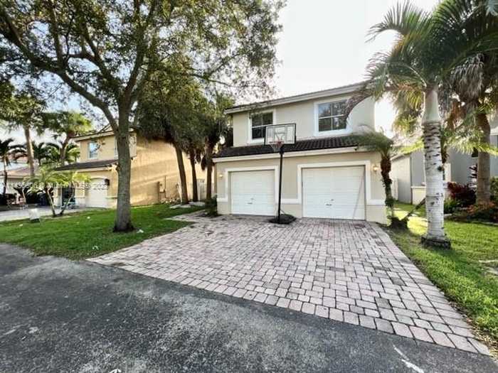 photo 33: 4972 SW 35th Ter, Hollywood FL 33312