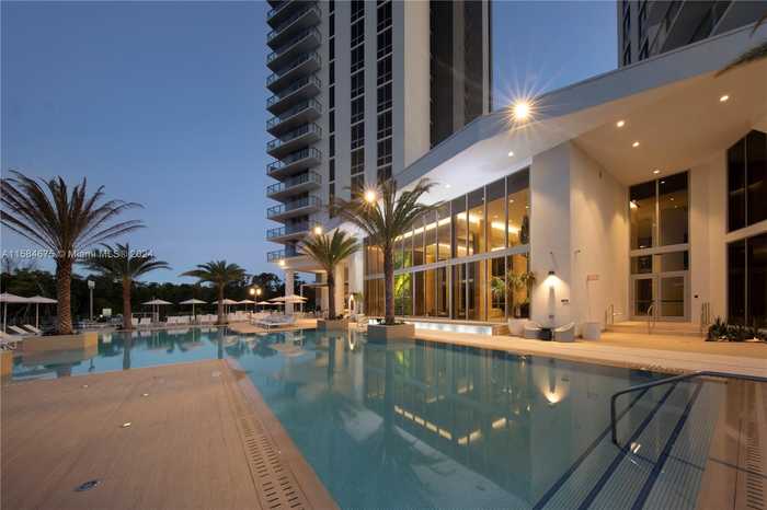 photo 100: 16385 Biscayne Blvd Unit 519, North Miami Beach FL 33160