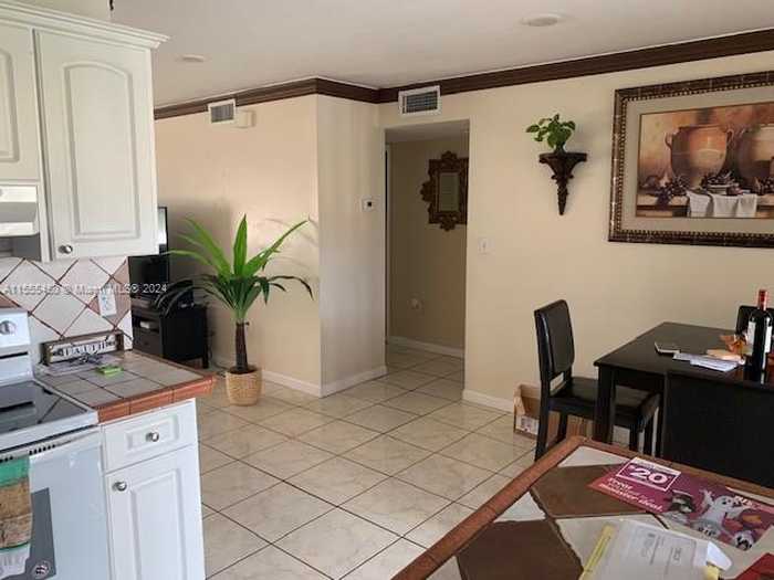 photo 2: Unit 222, Cutler Bay FL 33190