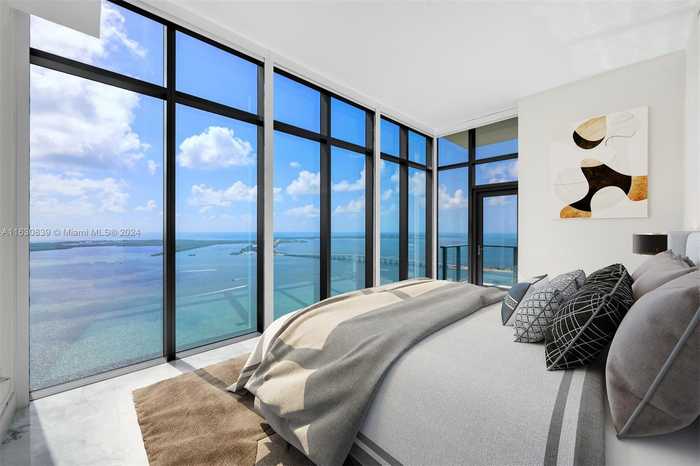 photo 2: 1451 Brickell Ave Unit 5302, Miami FL 33131