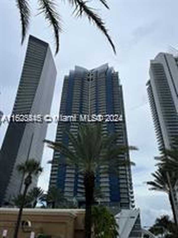 photo 1: 17121 Collins Ave Unit 2508, Sunny Isles Beach FL 33160