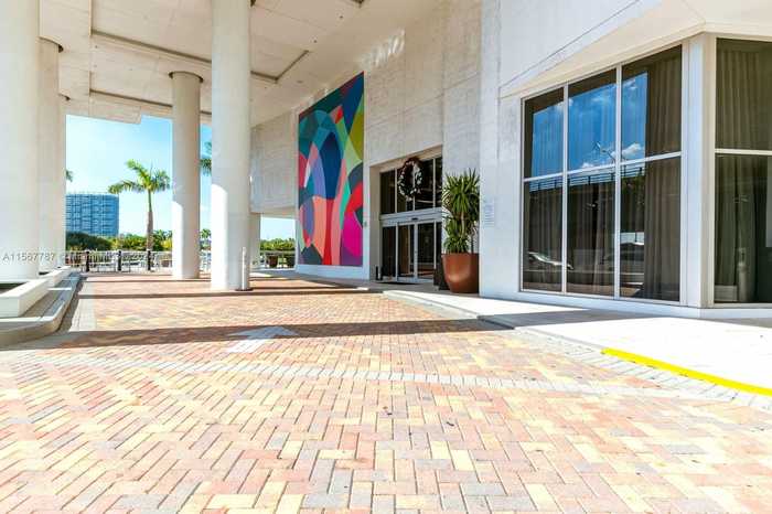 photo 1: 4010 S Ocean Dr Unit R3308, Hollywood FL 33019