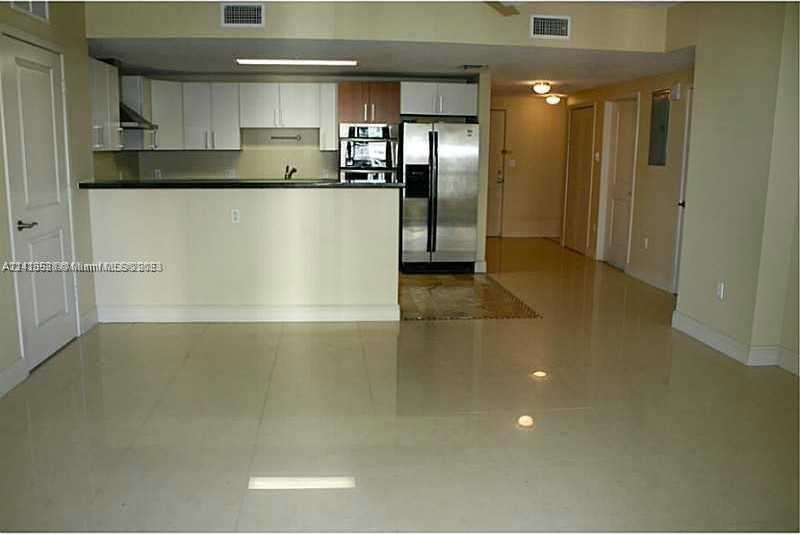 photo 1: 170 SE 14th St Unit 1401, Miami FL 33131